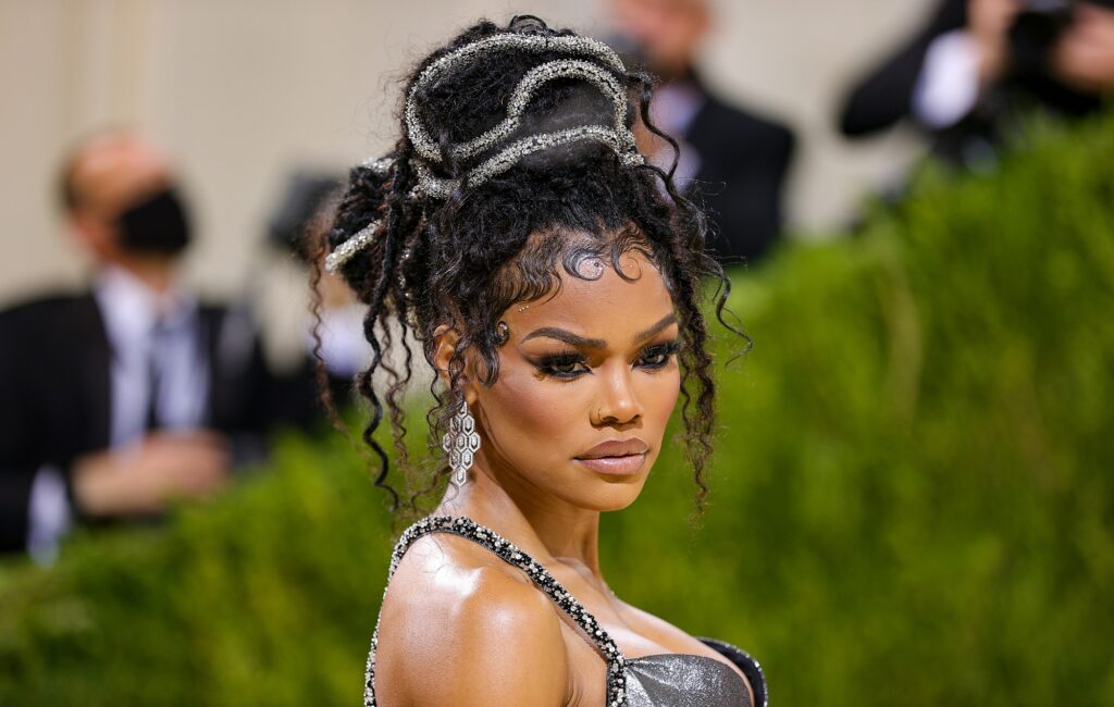 Teyana Taylor as Bopoto Izzi