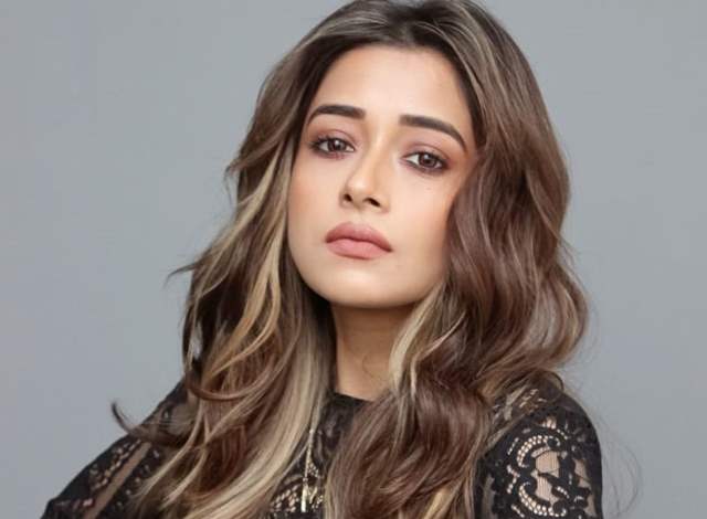 Tina Datta Biography Height Age TV Serials Husband Family Salary Net Worth Awards Photos Facts More