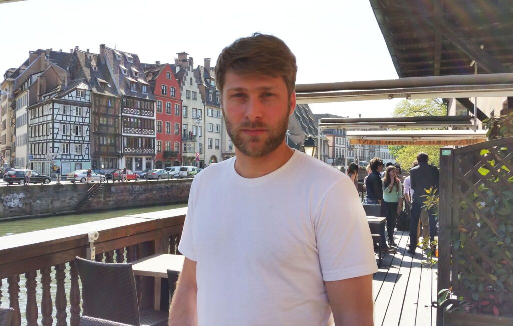 Tom Dingler as Matthieu