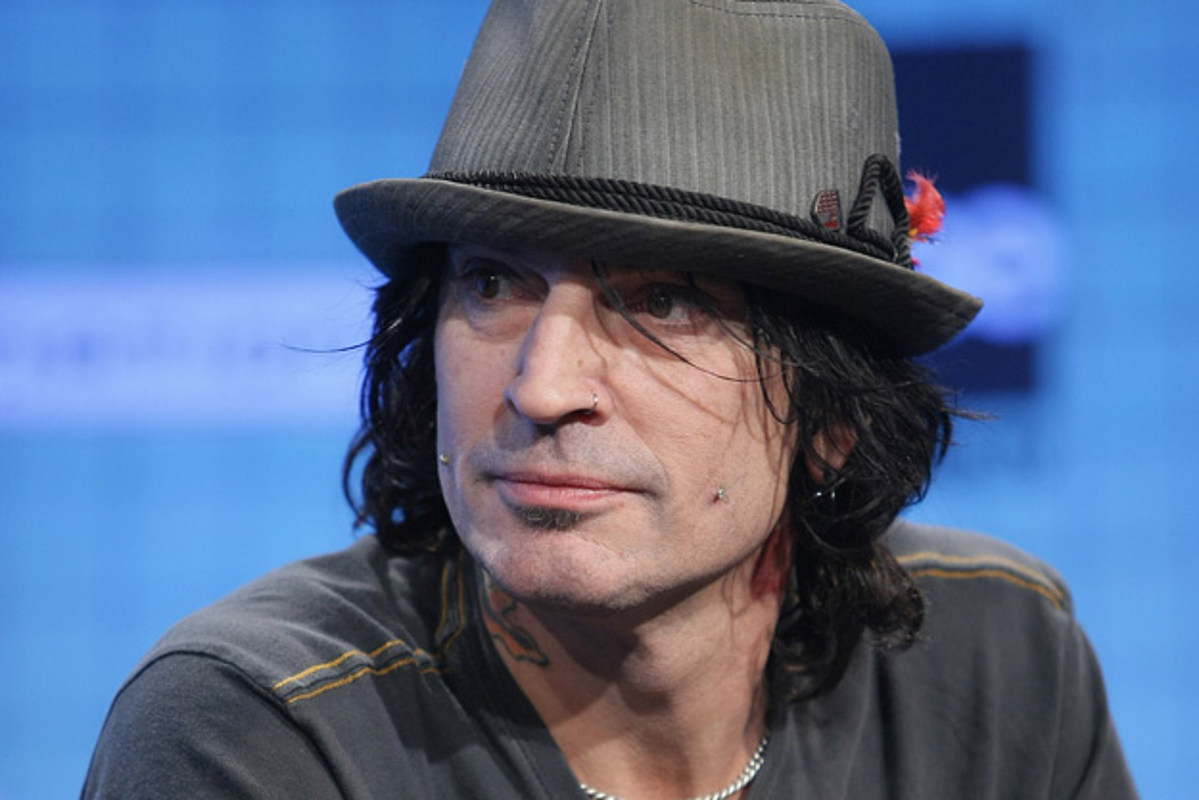 Tommy Lee Biography Height Weight Age Movies Wife Family Salary Net Worth Facts More