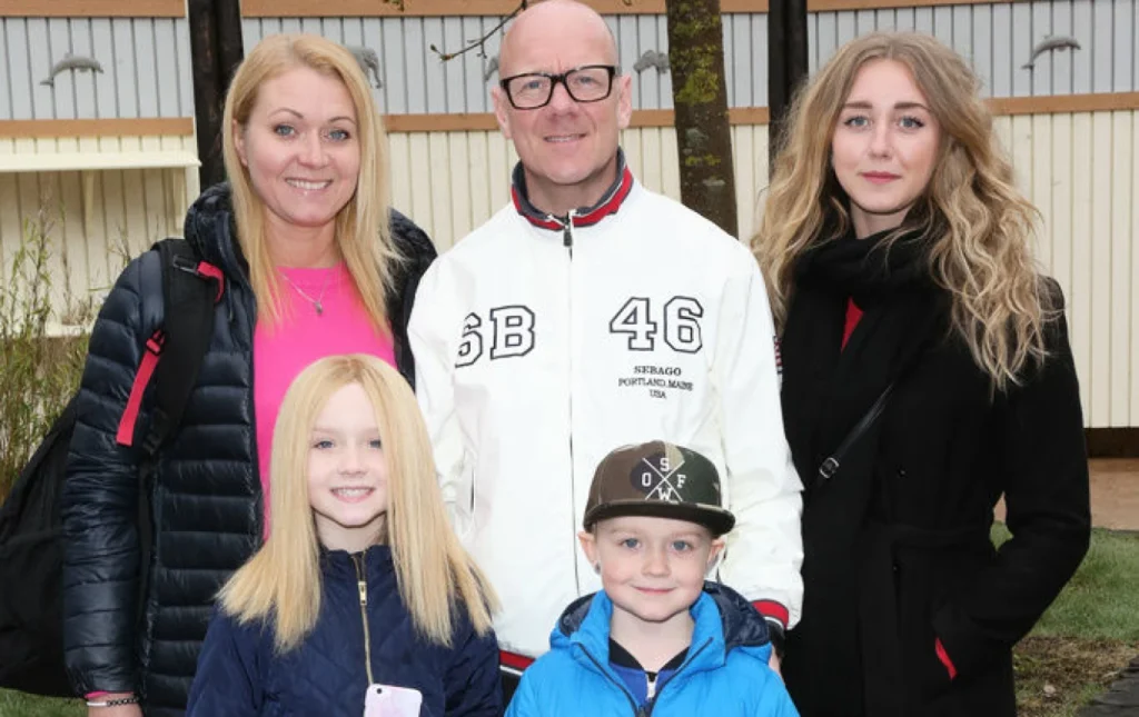 Tony Rickardsson With His Children