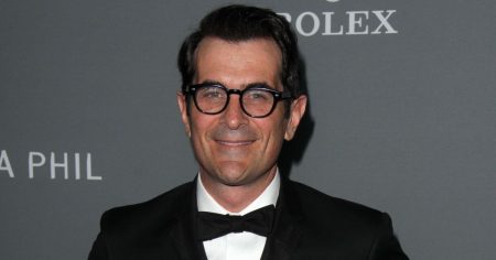 Ty Burrell Biography, Height, Weight, Age, Movies, Wife, Family, Salary ...