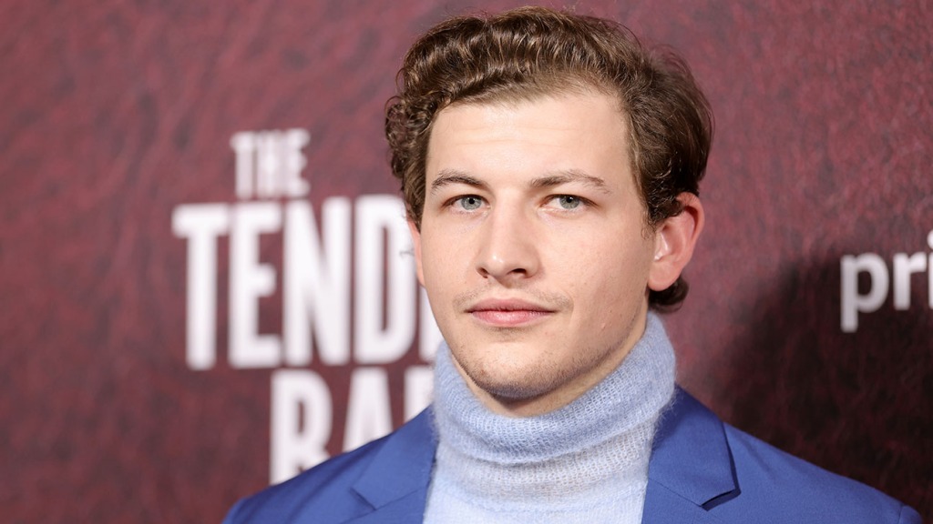 Tye Sheridan as JR Maguire