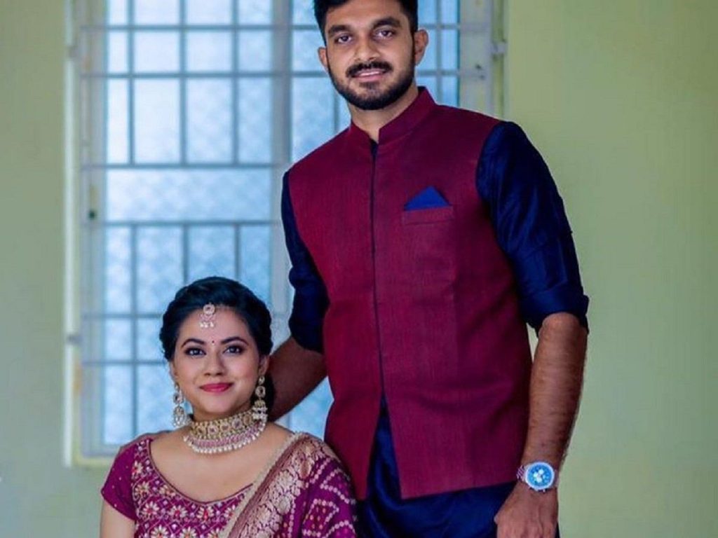 Vijay Shankar With Vaishali Visweswaran