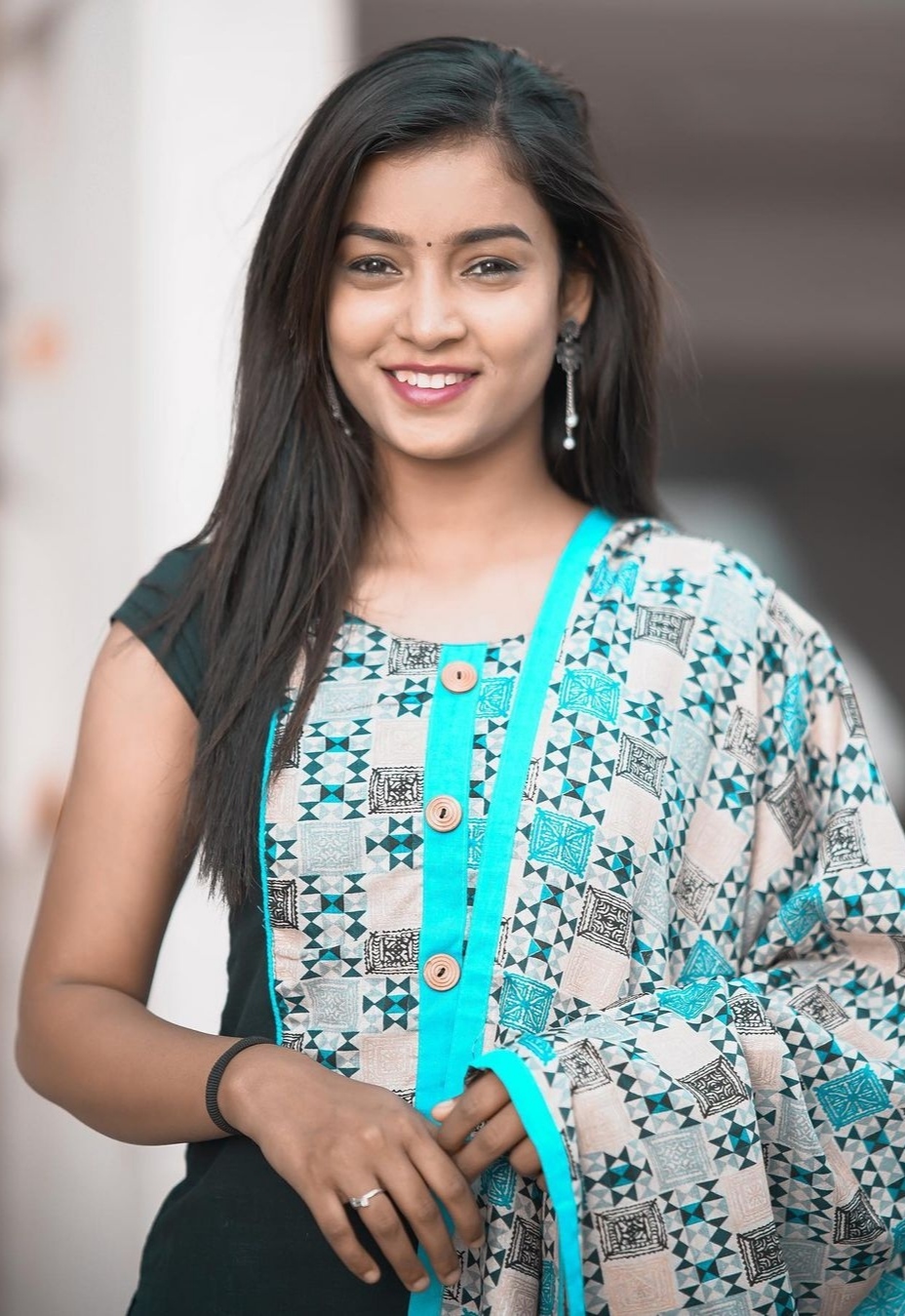 Vishnu Priya Shizuka Biography Height Weight Age Instagram Boyfriend Family Affairs Salary Net Worth Photos Facts More 1