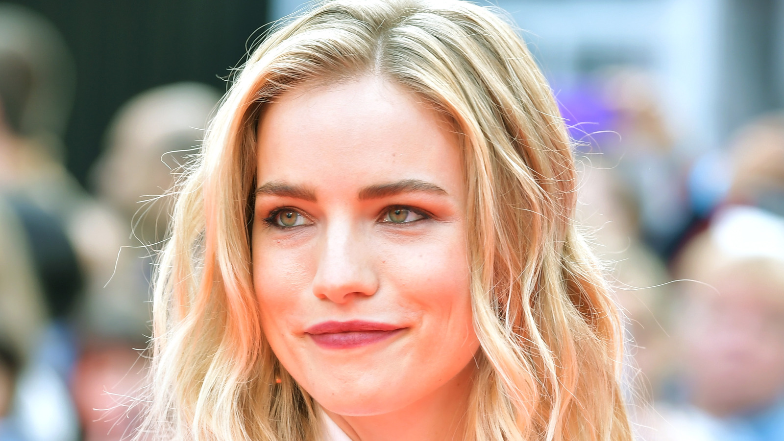 Willa Fitzgerald Biography Height Weight Age Movies Husband Family Salary Net Worth Facts More