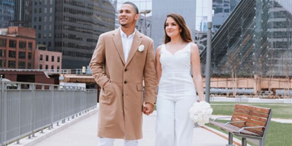 Willson Contreras Biography, Height, Weight, Age, Stats, Wife, Salary, Net Worth & More Willson Contreras With Andrea Villamizar