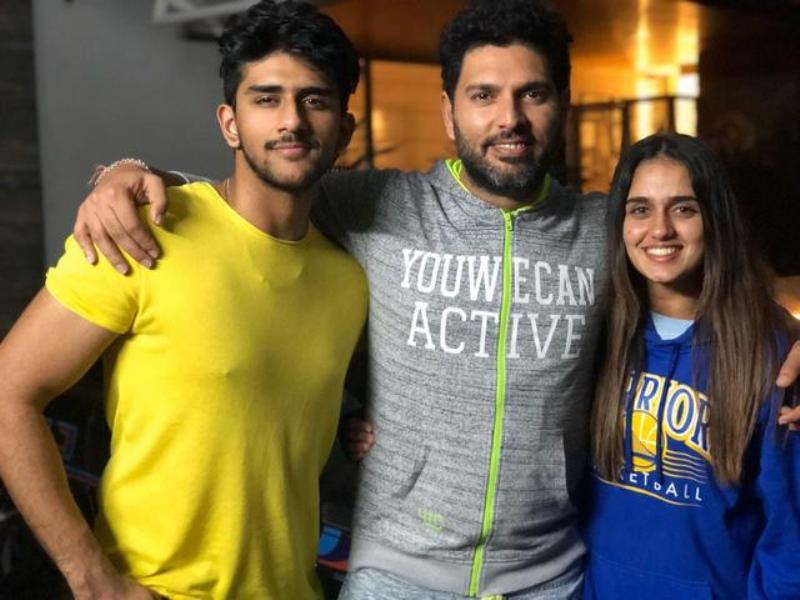 Yuvraj Singh With His Step Brother And Sister