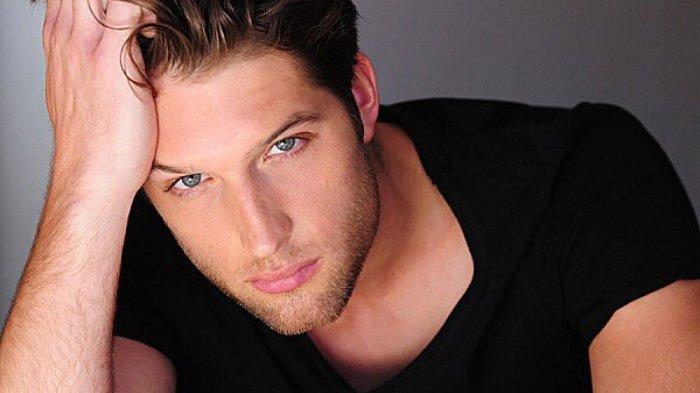 Zak Steiner Biography, Height, Weight, Age, Movies, Wife, Family, Salary, Net Worth, Facts & More