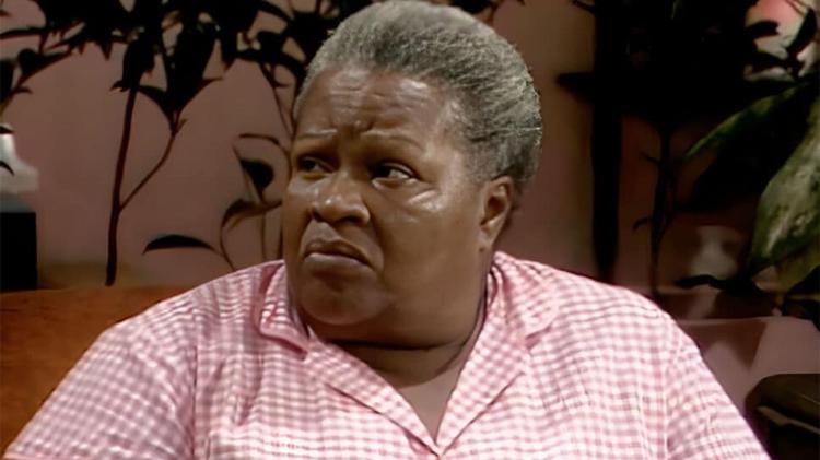 Zeni Pereira as Januária