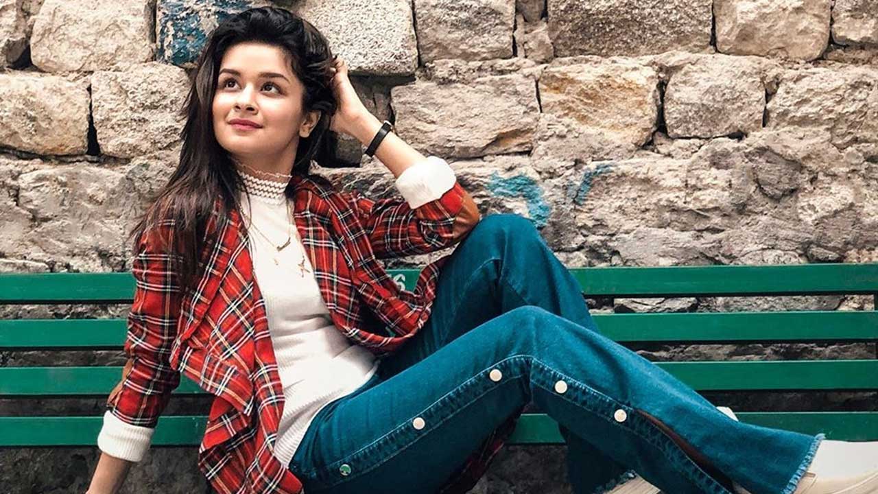 Avneet Kaur Biography Height Weight Age Instagram Boyfriend